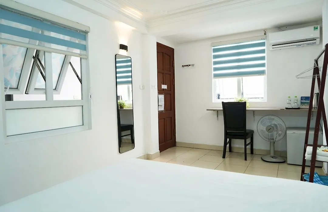 Bluebell Hotel-1